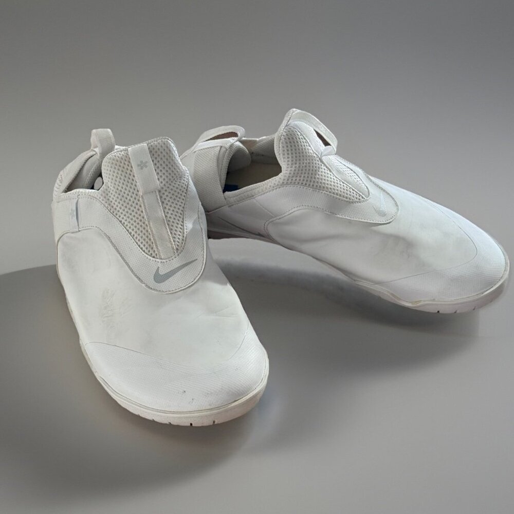 Nike Air Zoom Pulse Mens Size 11 US Nurse Shoes CT1629-100 White Slip-On Comfort
